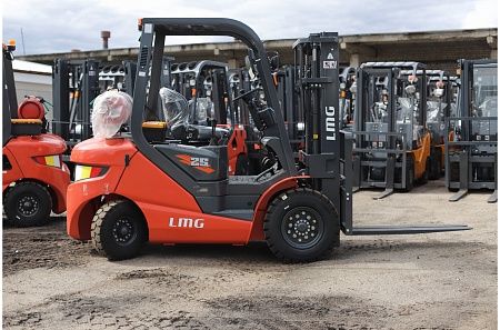  Бензиновый погрузчик LONKING LG25GT 2,5т 4,8 м Nissan арт. 710253 низкие цены 