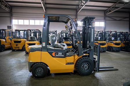  Дизельный погрузчик GOODSENSE FD20 2,0т 3,0м Mitsubishi Арт 767321 низкие цены 